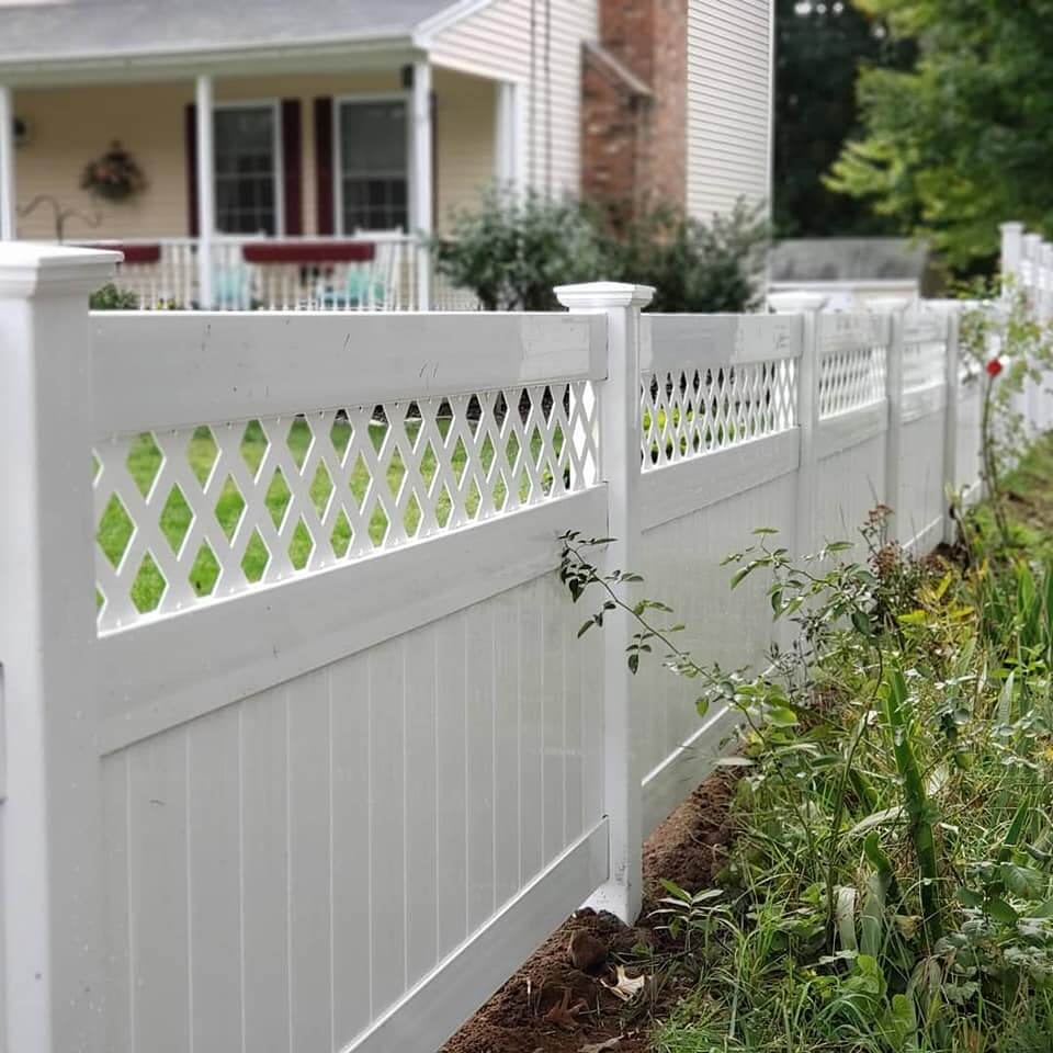 How to Transform Your Backyard into a Private Oasis with Vinyl Fence Installation